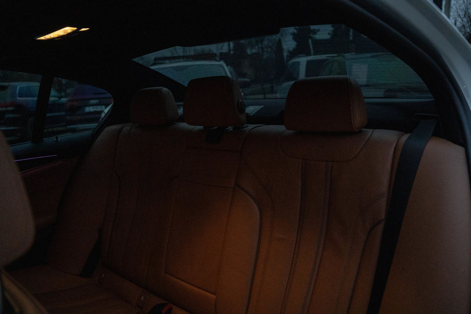 Продам BMW 530 e iPerformance 2018 года в Черновцах