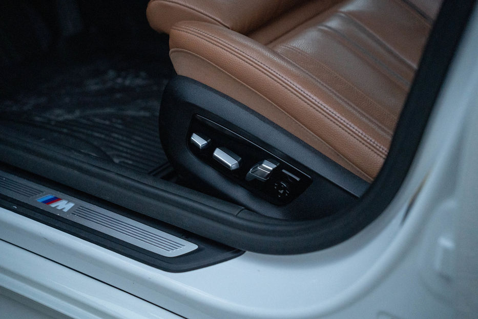 Продам BMW 530 e iPerformance 2018 года в Черновцах