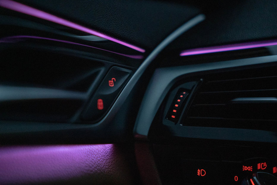 Продам BMW 530 e iPerformance 2018 года в Черновцах