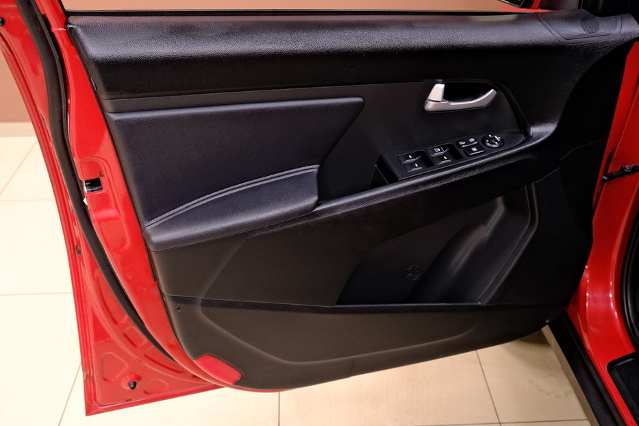 Продам Kia Sportage 2012 года в Одессе