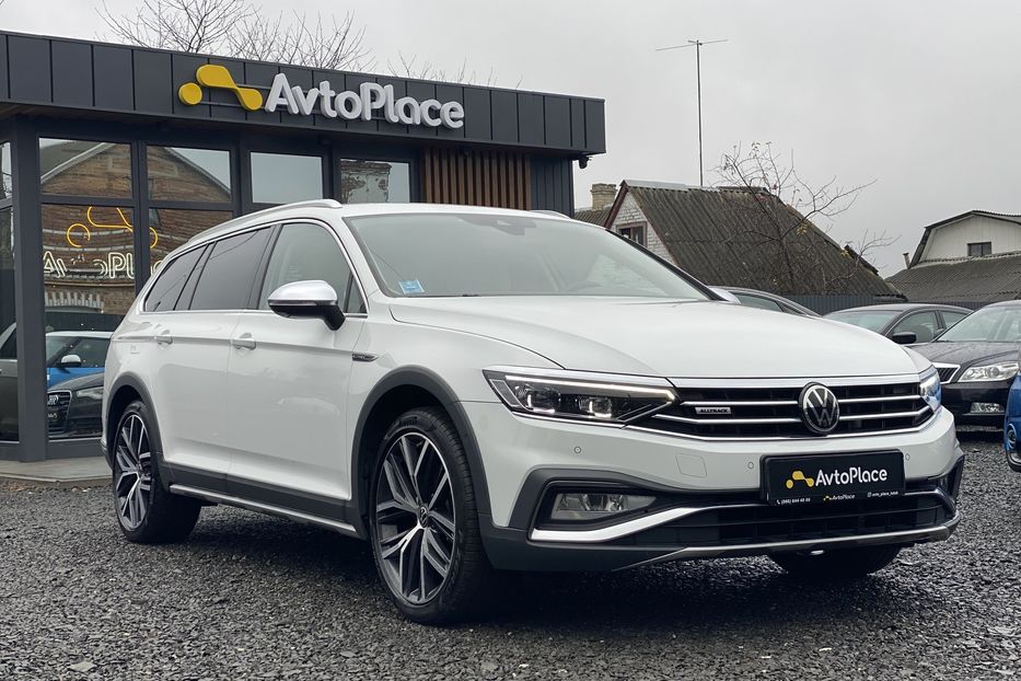 Продам Volkswagen Passat Alltrack 2020 года в Луцке