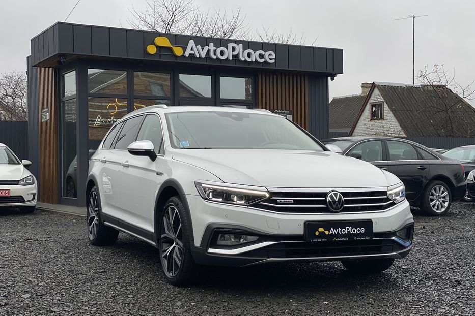 Продам Volkswagen Passat Alltrack 2020 года в Луцке