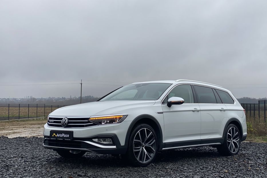 Продам Volkswagen Passat Alltrack 2020 года в Луцке