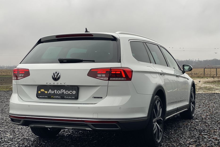 Продам Volkswagen Passat Alltrack 2020 года в Луцке