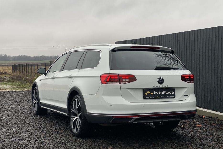 Продам Volkswagen Passat Alltrack 2020 года в Луцке