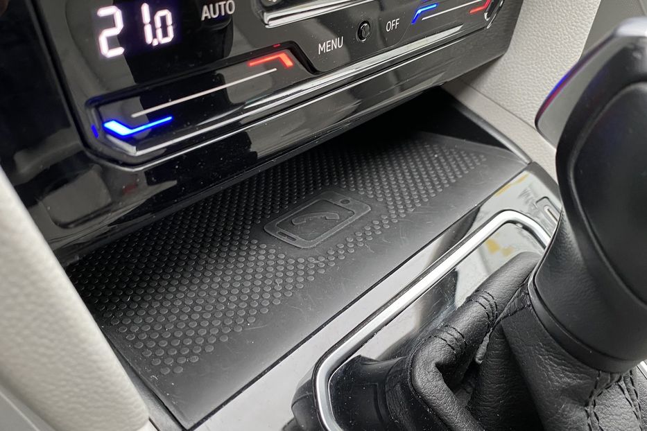 Продам Volkswagen Passat Alltrack 2020 года в Луцке