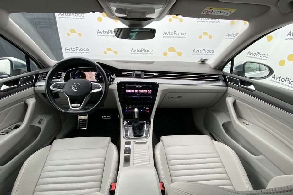 Продам Volkswagen Passat Alltrack 2020 года в Луцке
