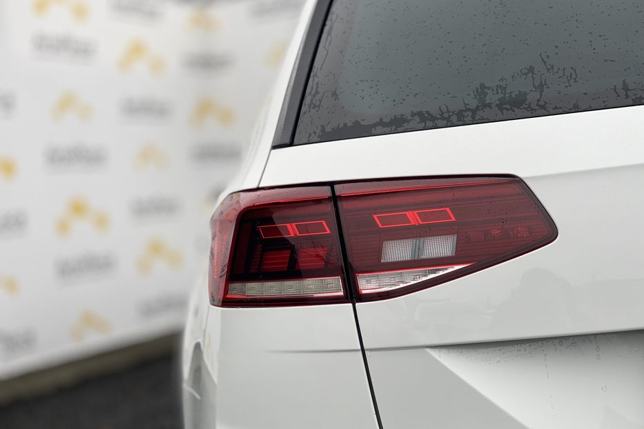 Продам Volkswagen Passat Alltrack 2020 года в Луцке