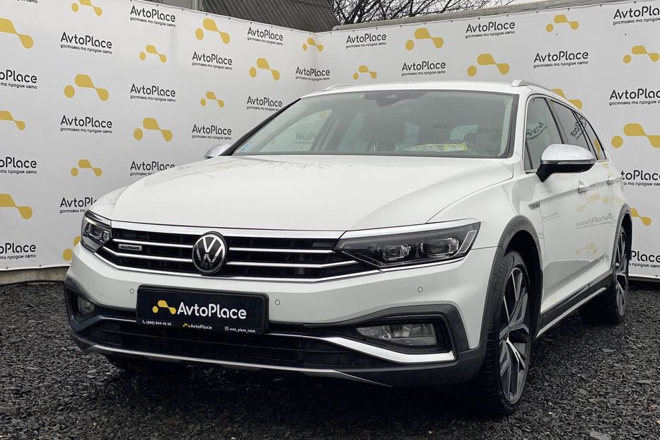 Продам Volkswagen Passat Alltrack 2020 года в Луцке