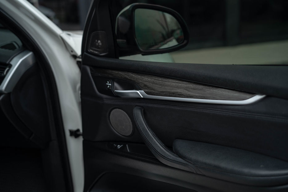 Продам BMW X5 xDrive35d 2014 года в Черновцах