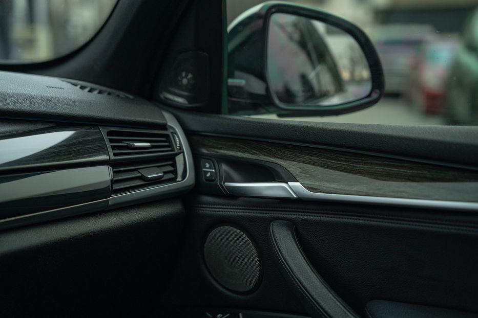 Продам BMW X5 xDrive35d 2014 года в Черновцах