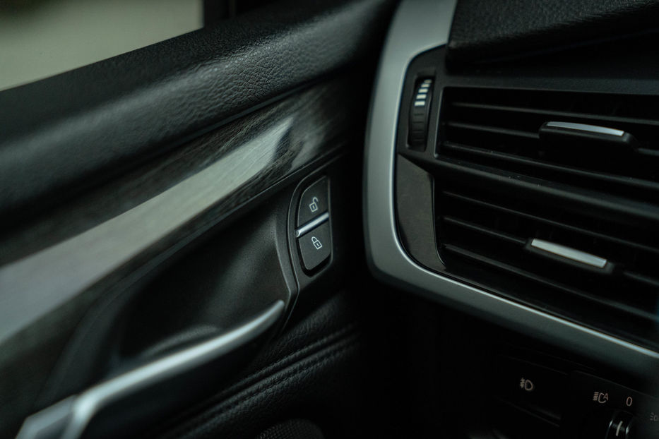 Продам BMW X5 xDrive35d 2014 года в Черновцах