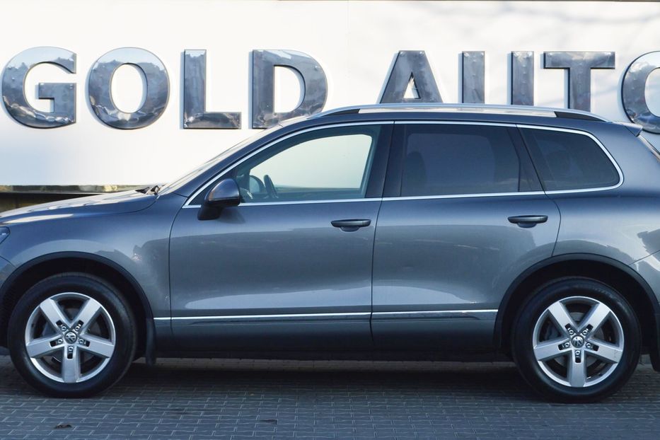 Продам Volkswagen Touareg Official 2013 года в Одессе