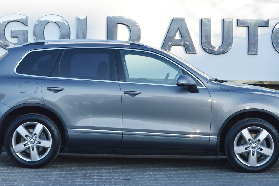 Продам Volkswagen Touareg Official 2013 года в Одессе