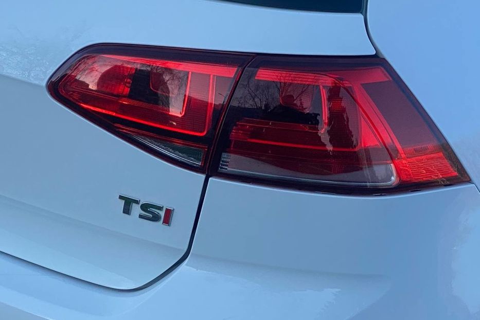 Продам Volkswagen Golf VII 2015 года в Днепре