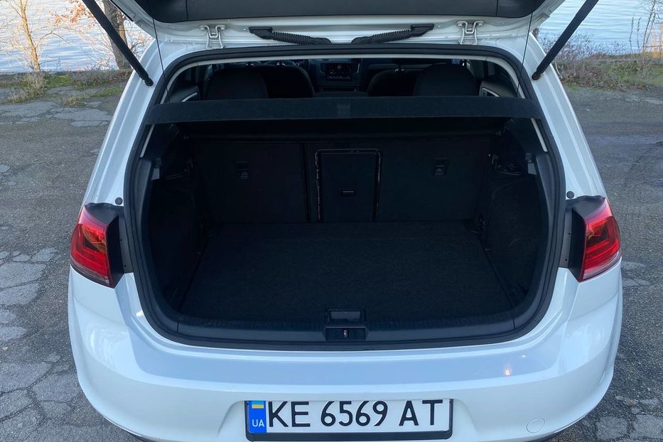 Продам Volkswagen Golf VII 2015 года в Днепре