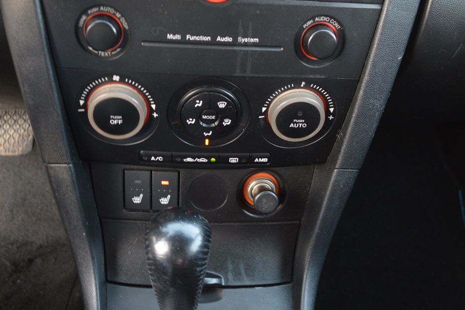 Продам Mazda 3 2006 года в Одессе