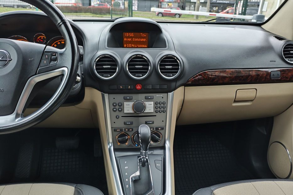 Продам Opel  Antara 2.4 АT (167 к.с.) 4WD  2012 года в Киеве
