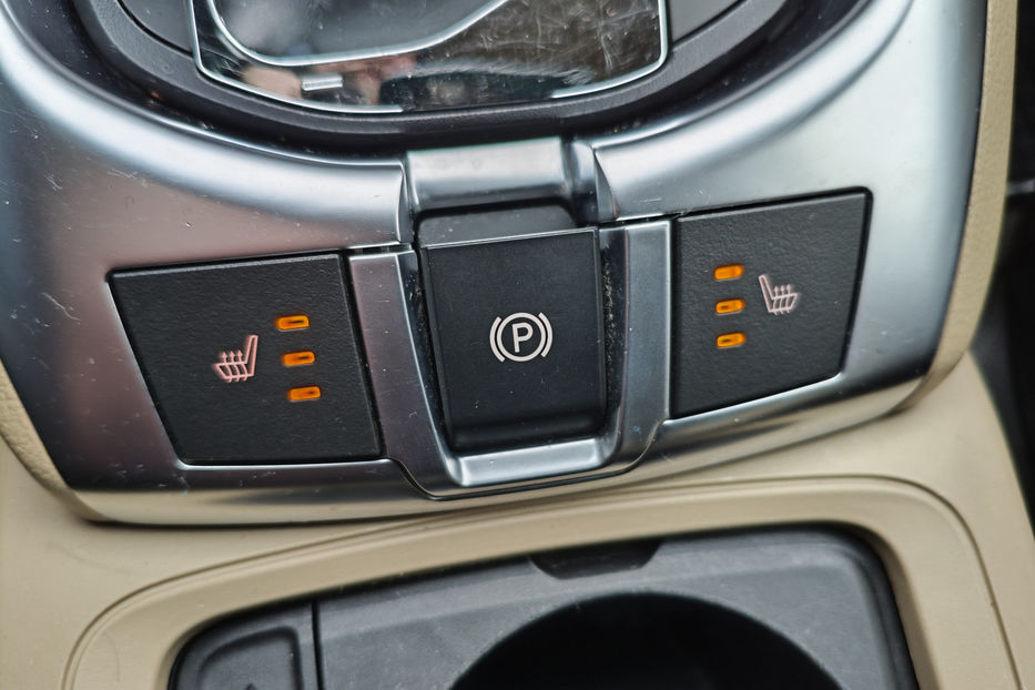 Продам Opel  Antara 2.4 АT (167 к.с.) 4WD  2012 года в Киеве