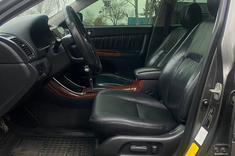 Продам Toyota Camry 2003 года в Днепре