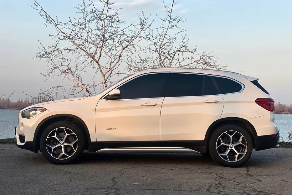 Продам BMW X1 2017 года в Днепре