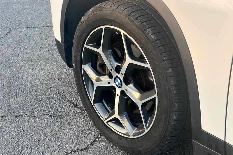 Продам BMW X1 2017 года в Днепре