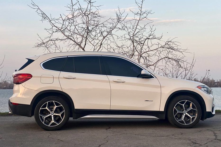 Продам BMW X1 2017 года в Днепре
