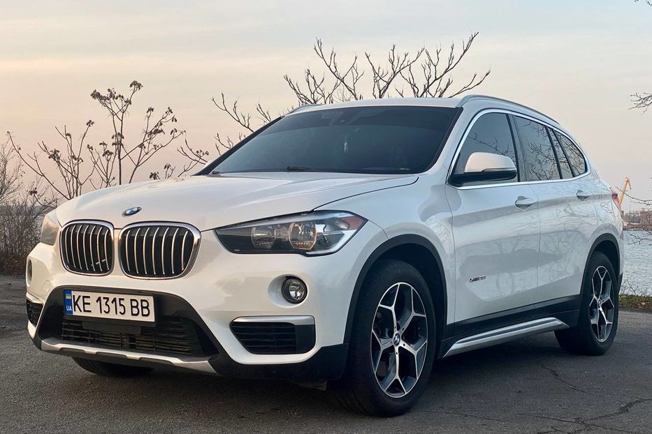 Продам BMW X1 2017 года в Днепре