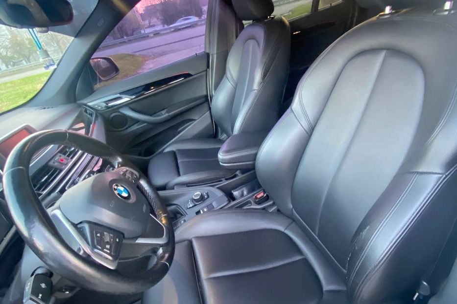 Продам BMW X1 2017 года в Днепре