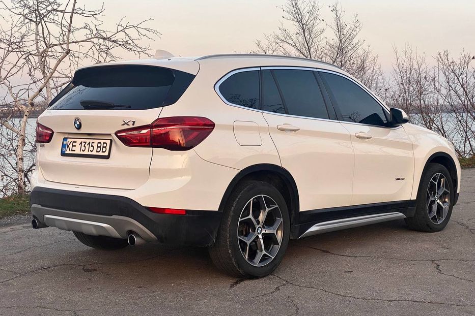 Продам BMW X1 2017 года в Днепре
