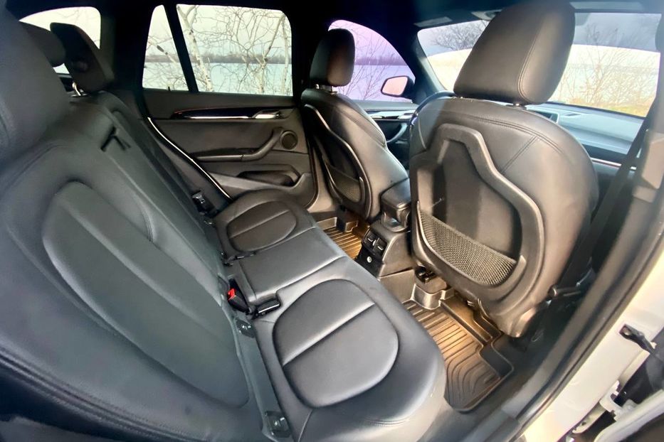 Продам BMW X1 2017 года в Днепре
