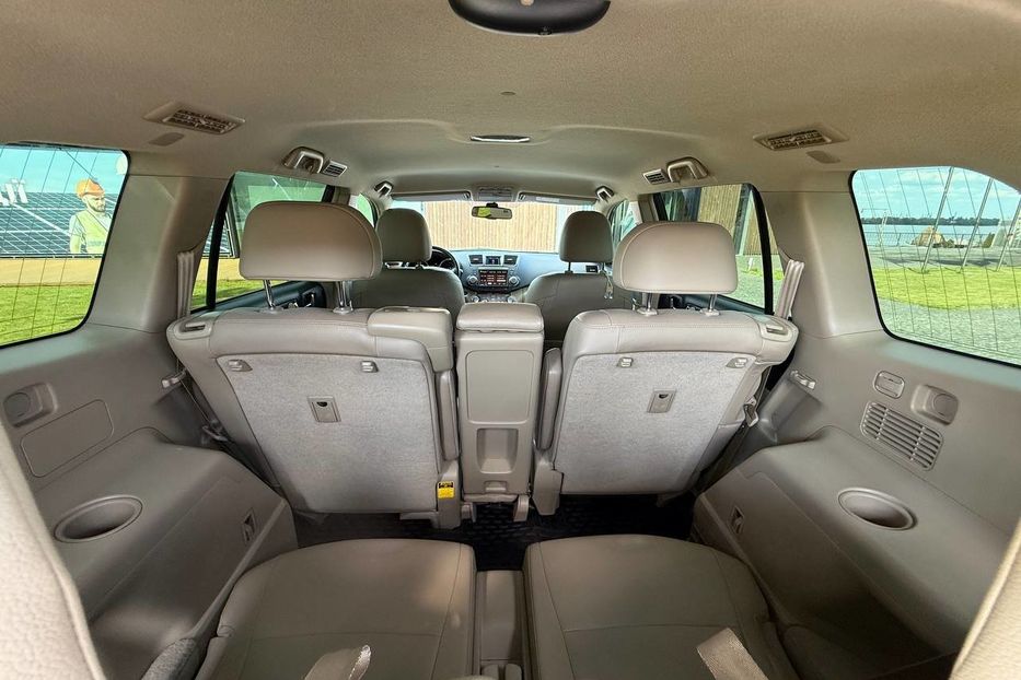 Продам Toyota Highlander 2013 года в Днепре