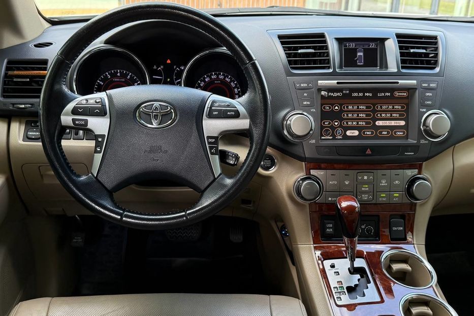 Продам Toyota Highlander 2013 года в Днепре