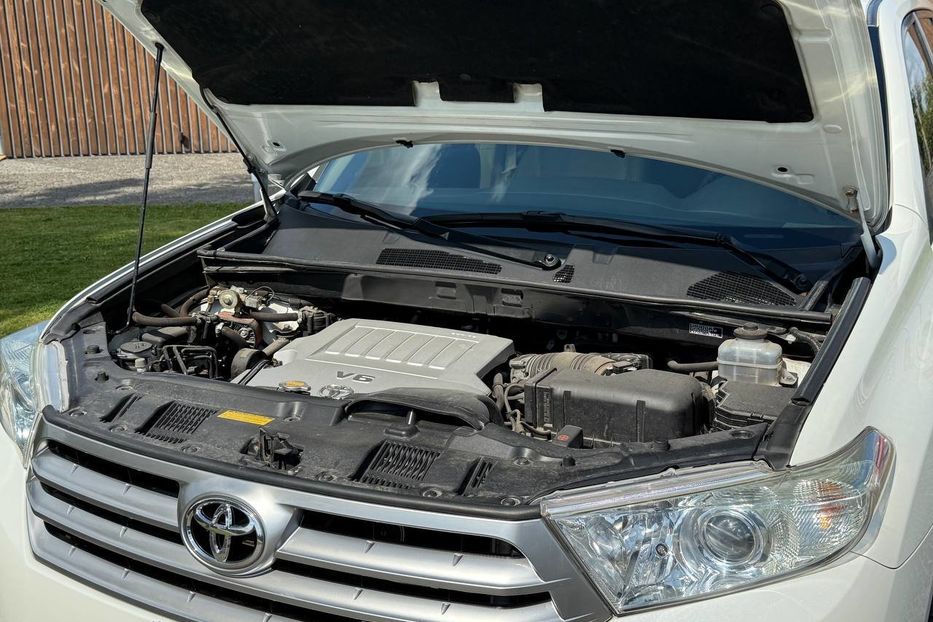 Продам Toyota Highlander 2013 года в Днепре