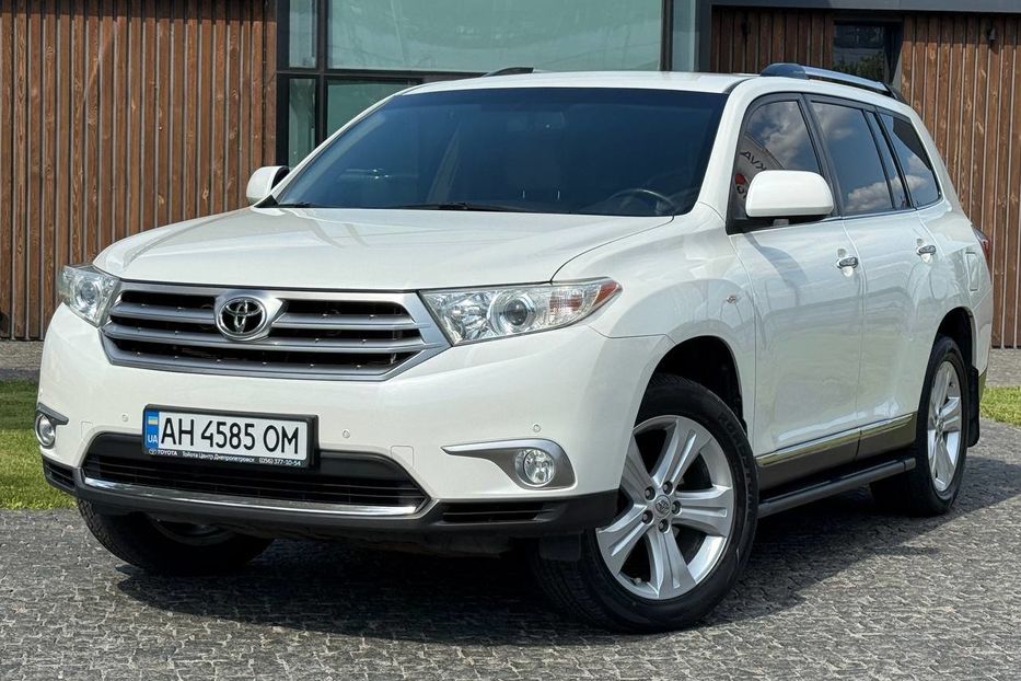 Продам Toyota Highlander 2013 года в Днепре