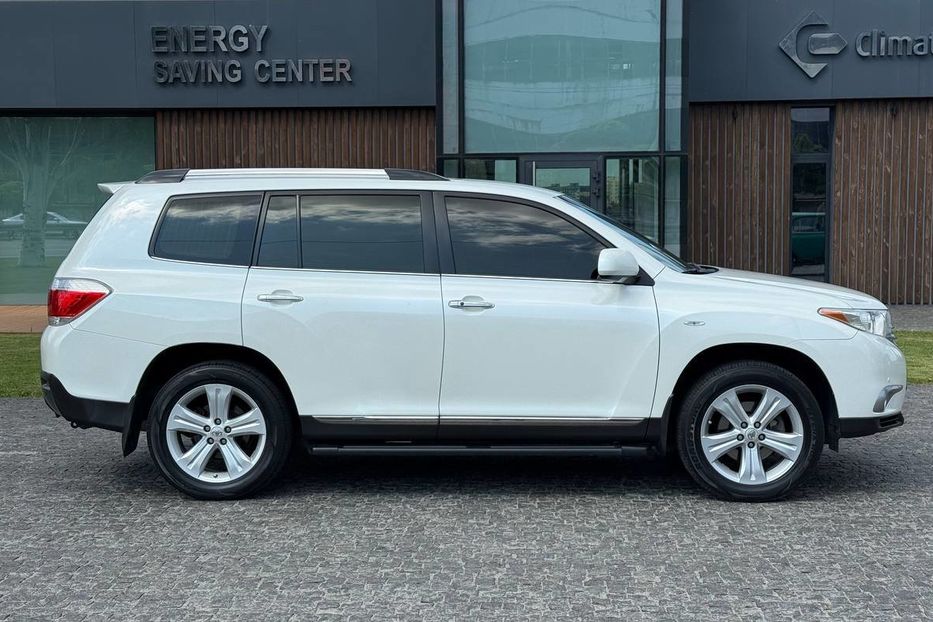 Продам Toyota Highlander 2013 года в Днепре