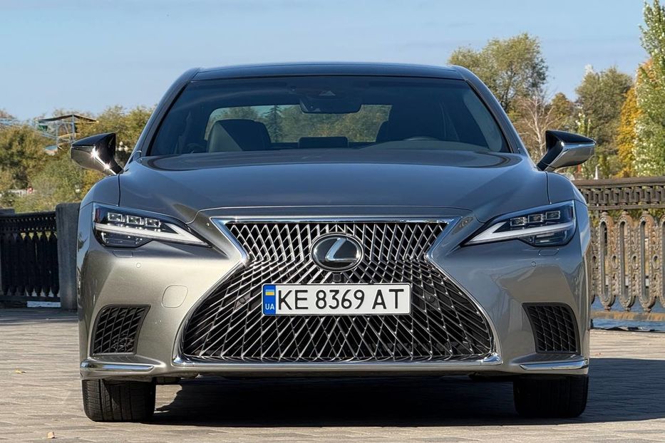 Продам Lexus LS 600 2020 года в Днепре