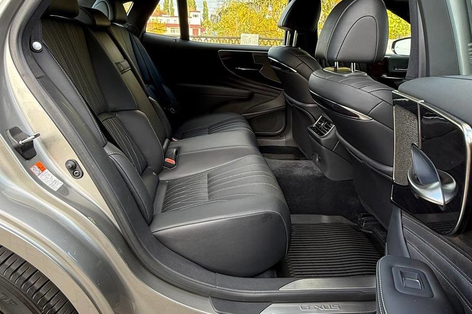 Продам Lexus LS 600 2020 года в Днепре