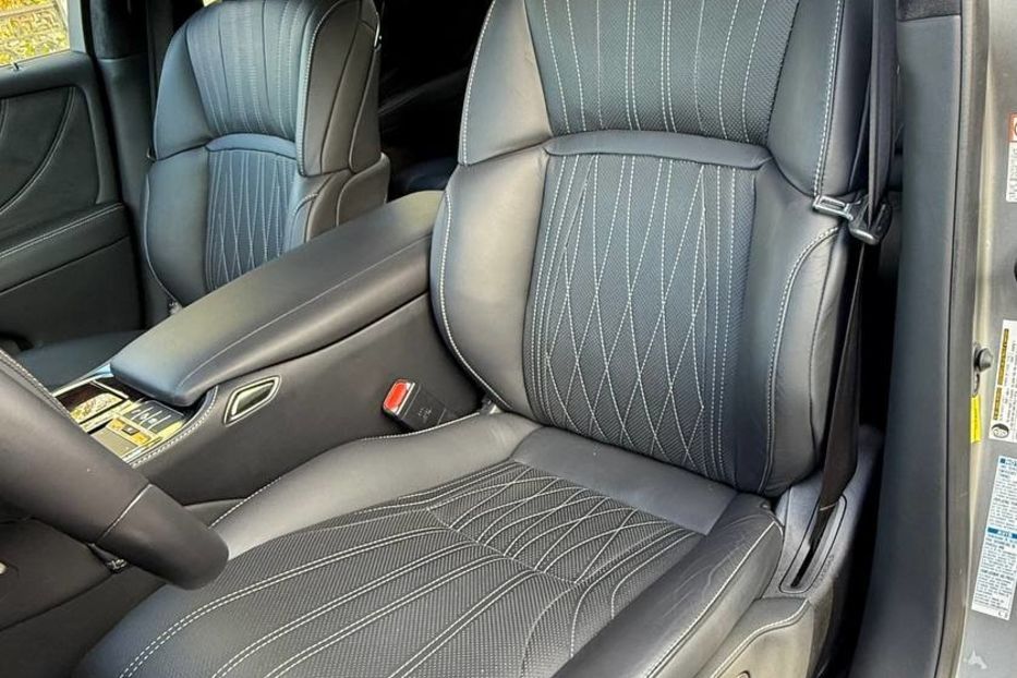 Продам Lexus LS 600 2020 года в Днепре