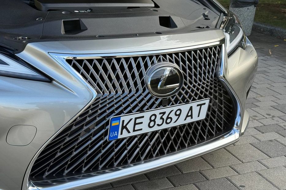 Продам Lexus LS 600 2020 года в Днепре