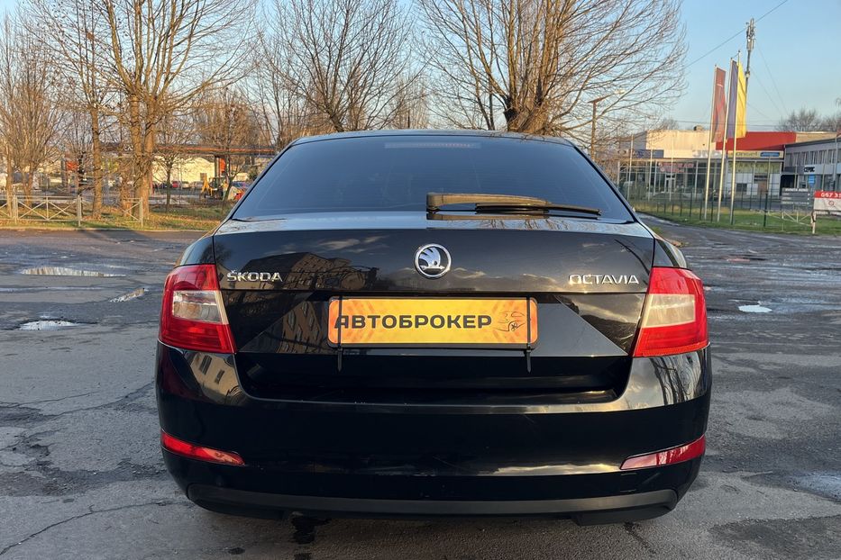 Продам Skoda Octavia A7 Офіційна 2016 года в Николаеве