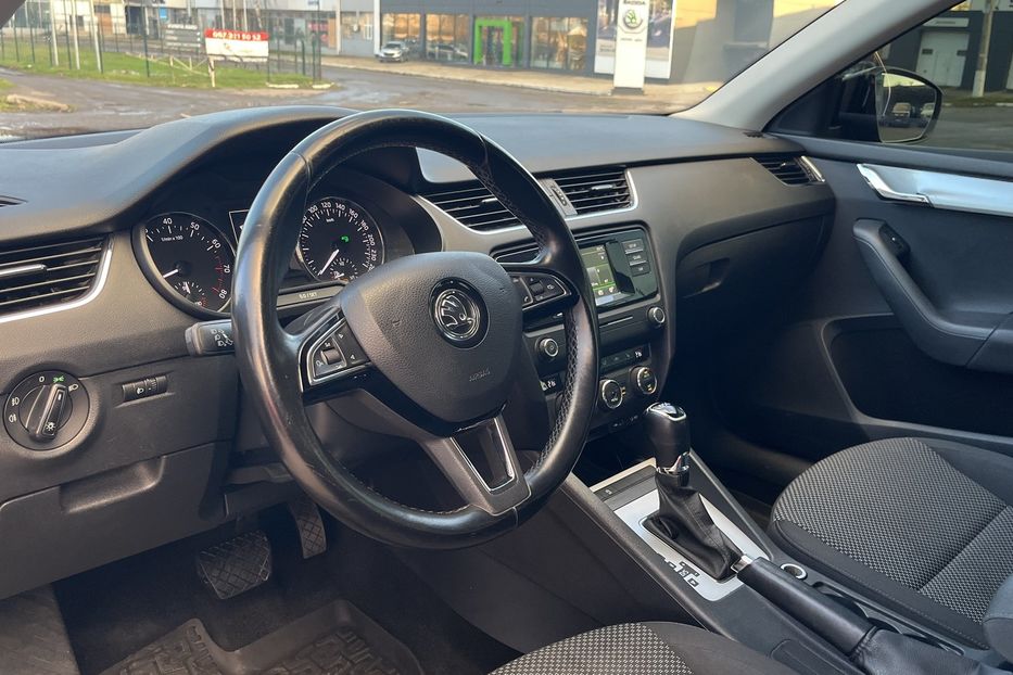 Продам Skoda Octavia A7 Офіційна 2016 года в Николаеве