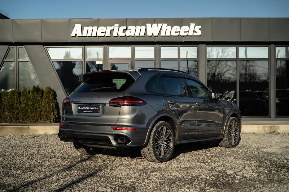 Продам Porsche Cayenne 2015 года в Черновцах