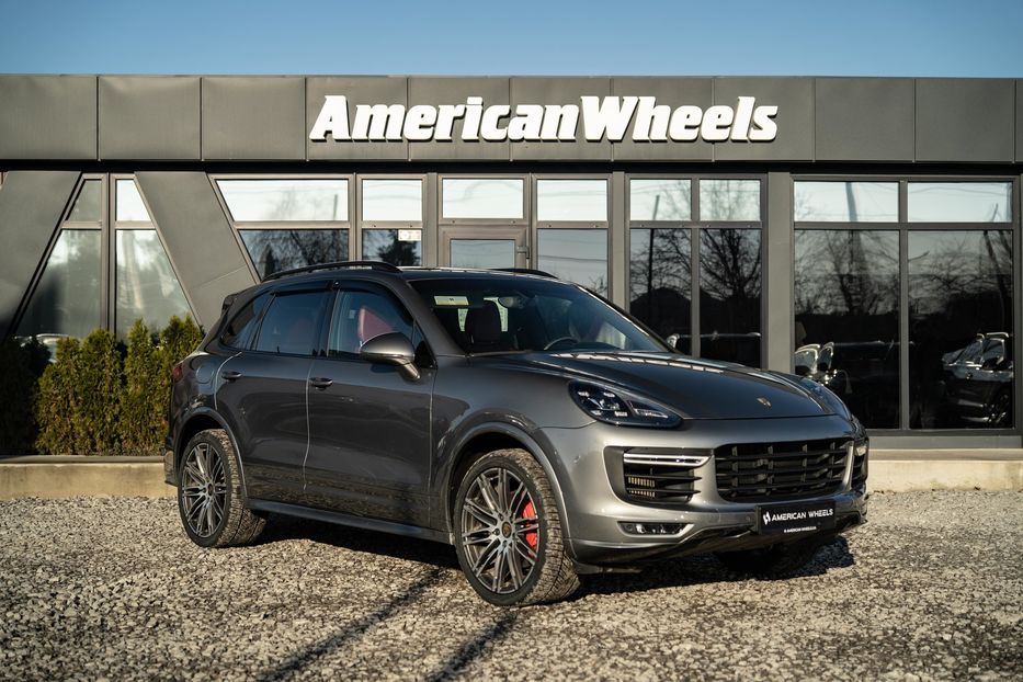 Продам Porsche Cayenne 2015 года в Черновцах