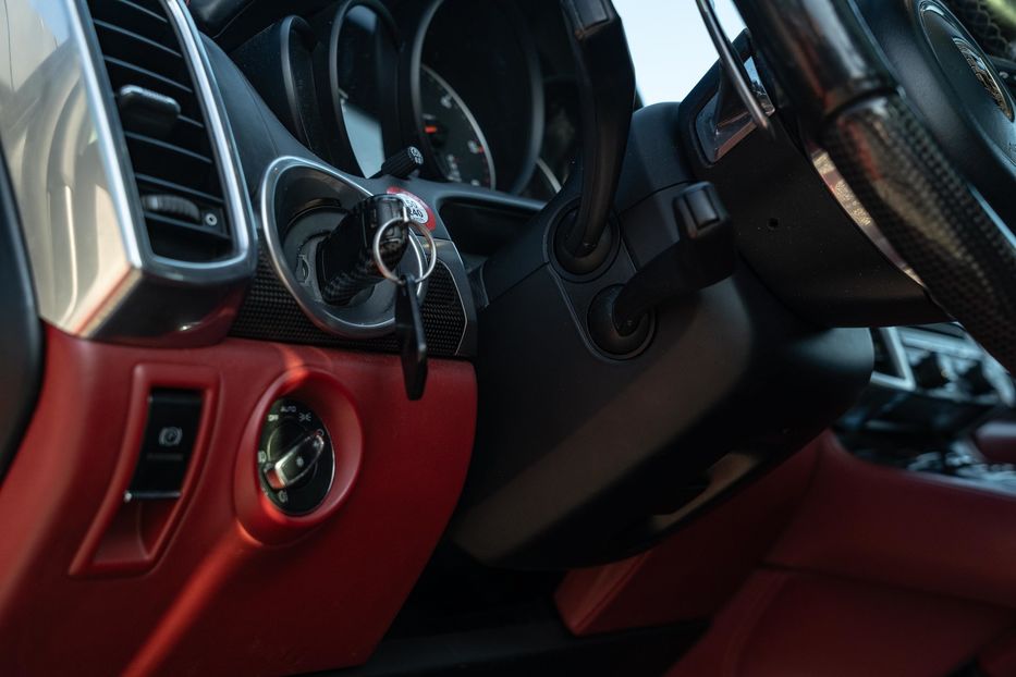 Продам Porsche Cayenne 2015 года в Черновцах