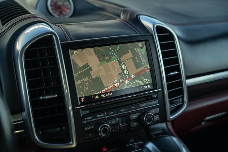 Продам Porsche Cayenne 2015 года в Черновцах