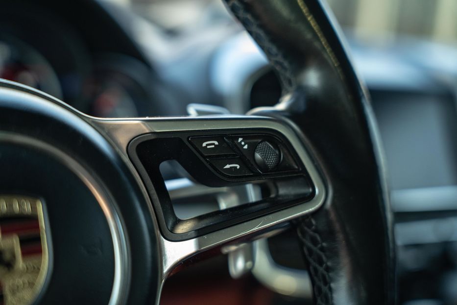 Продам Porsche Cayenne 2015 года в Черновцах