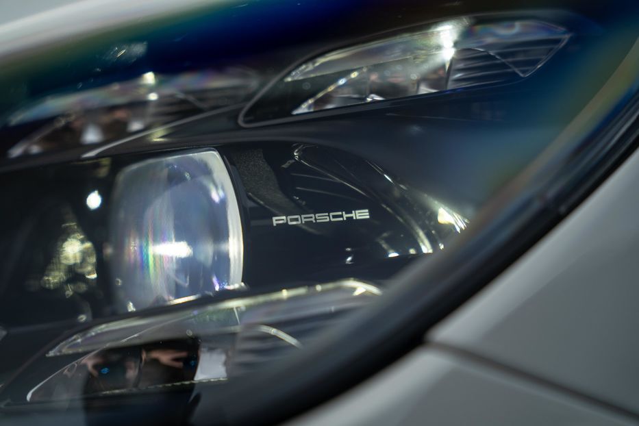 Продам Porsche Cayenne E-Hybrid PHEV 2019 года в Черновцах