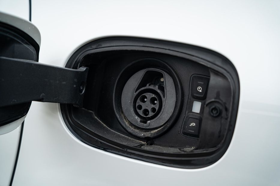 Продам Porsche Cayenne E-Hybrid PHEV 2019 года в Черновцах