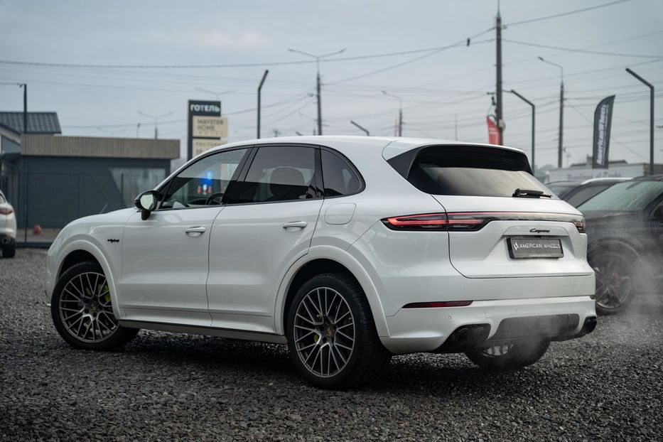 Продам Porsche Cayenne E-Hybrid PHEV 2019 года в Черновцах